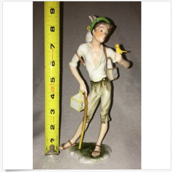 AK Kaiser Vintage Handpainted Porcelain Figurine Birdseller #387 W Germany